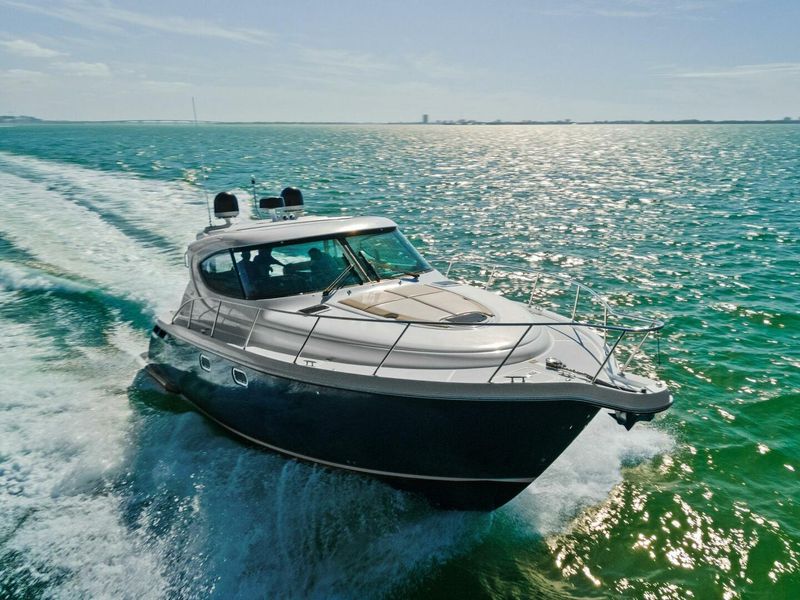 2012 Tiara Yachts 4500 Sovran