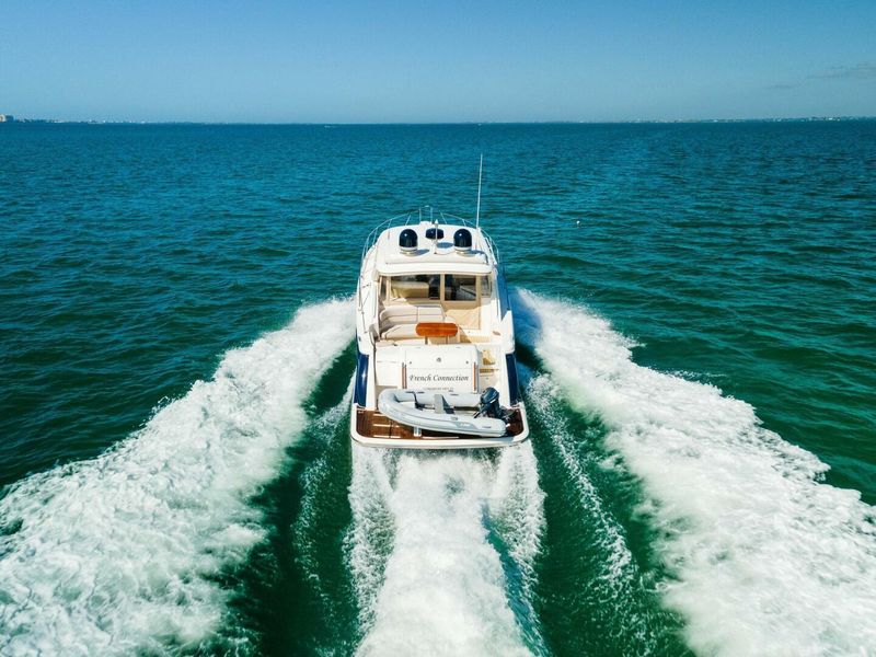 2012 Tiara Yachts 4500 Sovran