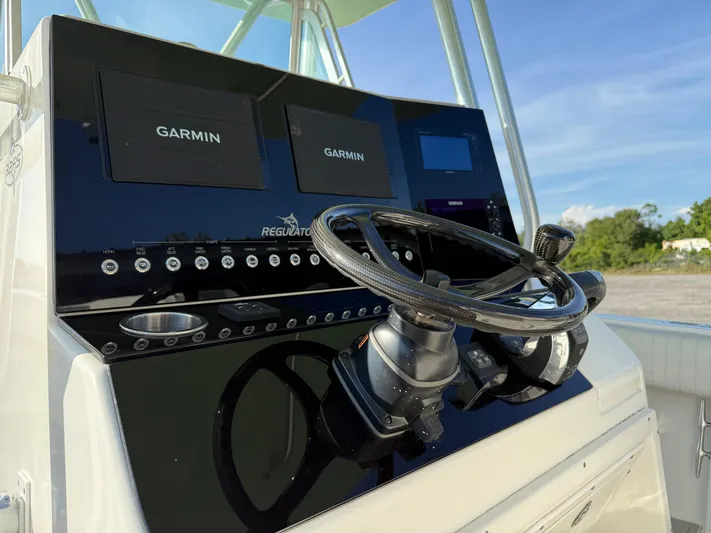 Gray Olives Yacht Photos Pics 