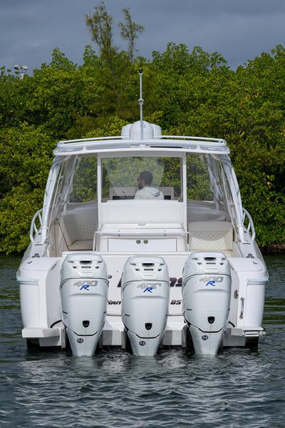 2017 Intrepid 400 Cuddy