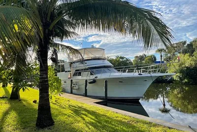 Carver Californian 52
