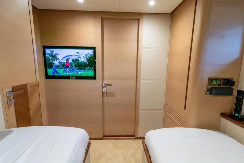 One More Time Yacht Photos Pics 