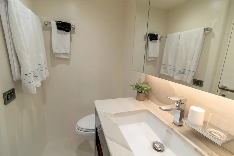 One More Time Yacht Photos Pics 