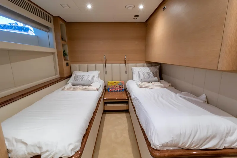 One More Time Yacht Photos Pics 