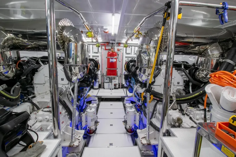 One More Time Yacht Photos Pics 