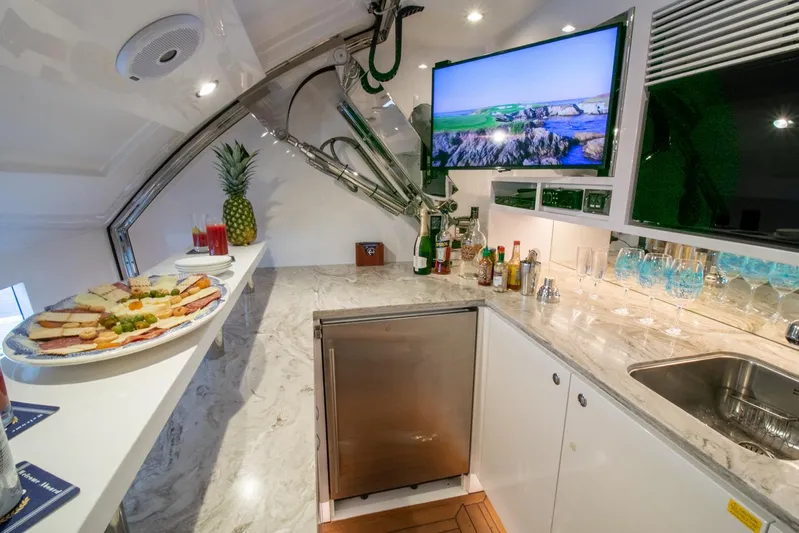 One More Time Yacht Photos Pics 