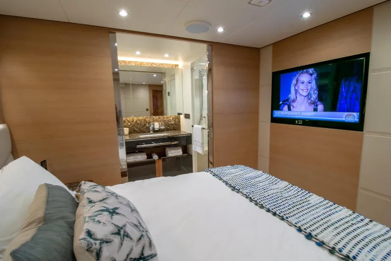 One More Time Yacht Photos Pics 