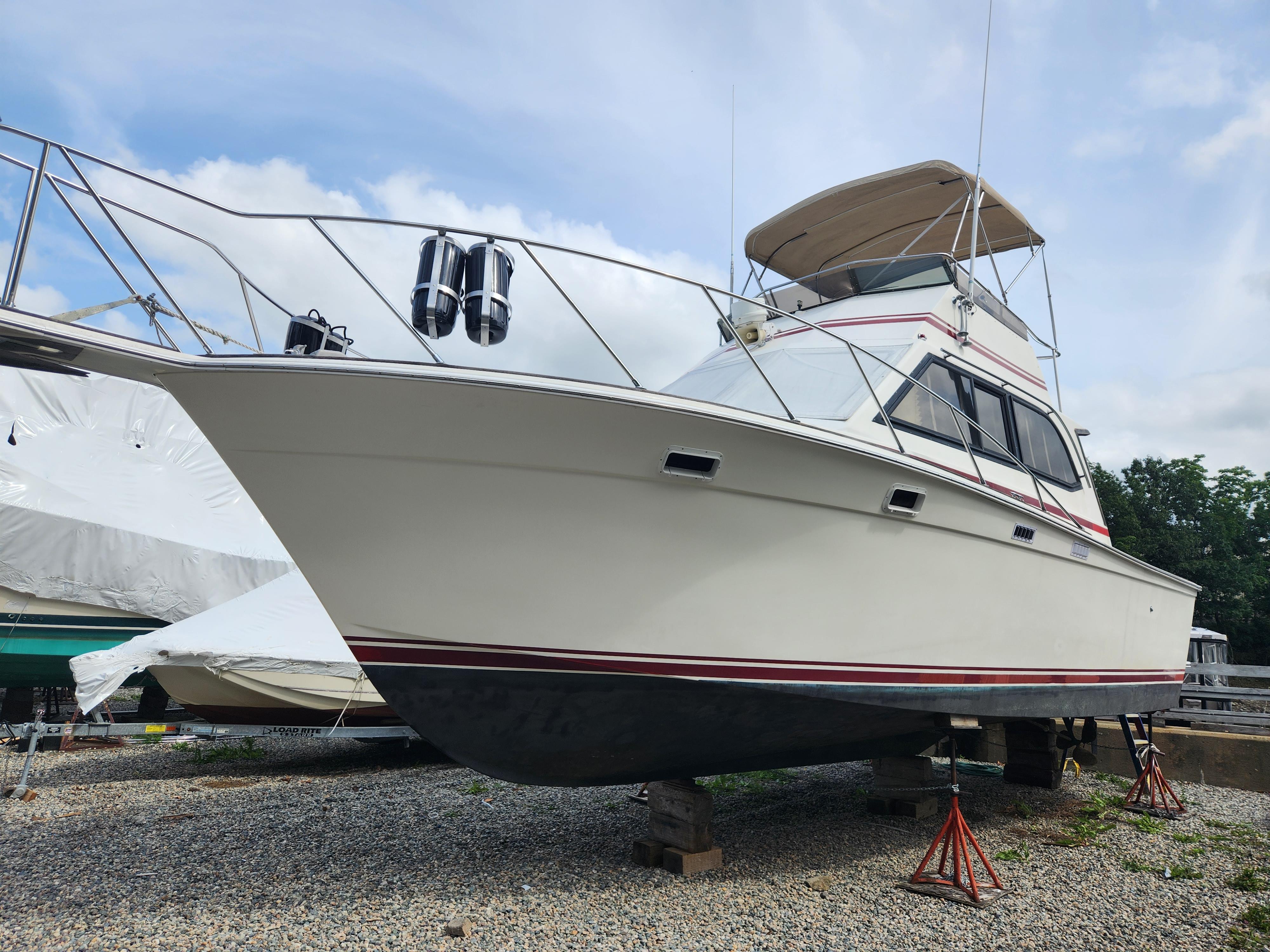 1987 Egg Harbor Sedan Flybridge for sale - YachtWorld