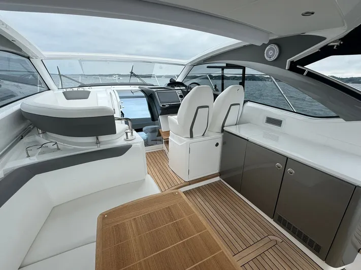 Wellspring Yacht Photos Pics 