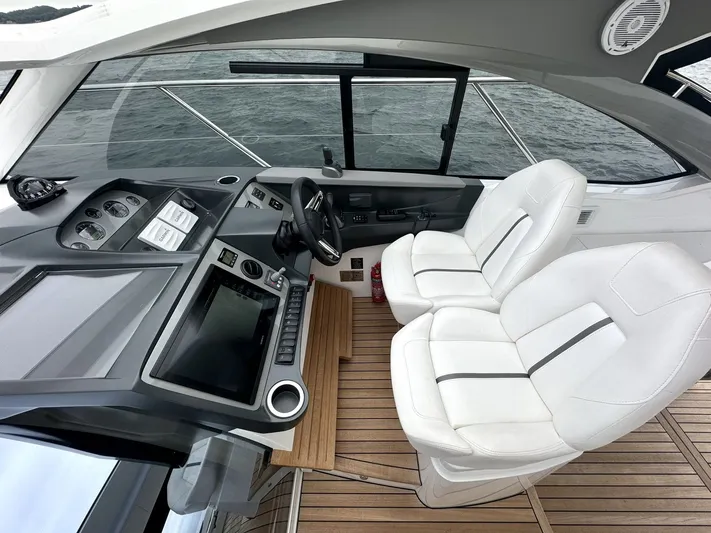 Wellspring Yacht Photos Pics 