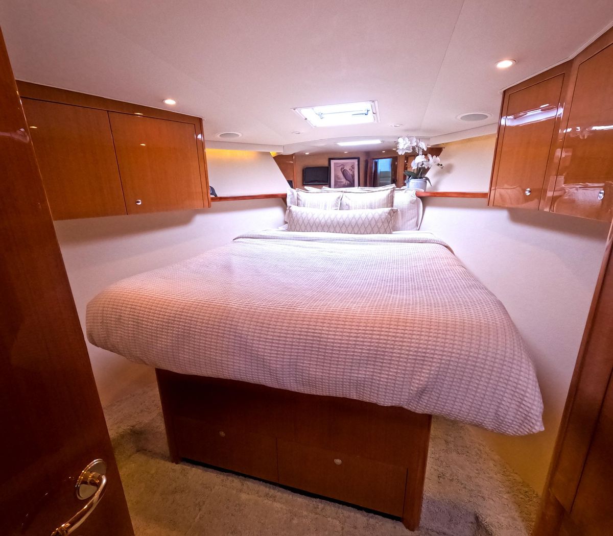 2004 Viking 45 