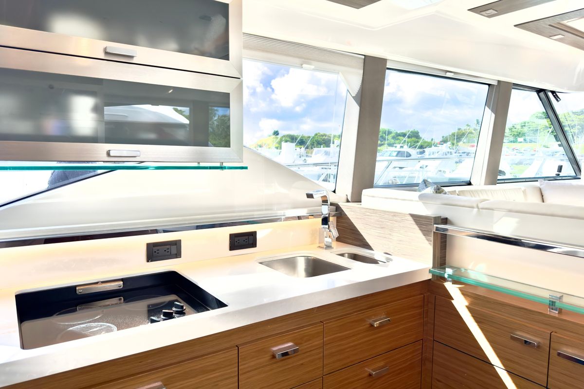 2020 Tiara Yachts 53 