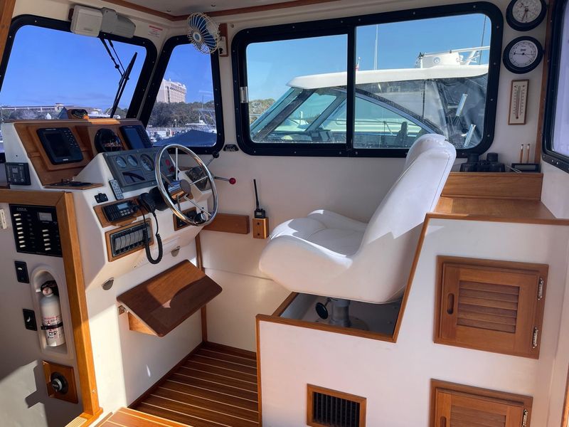 2005 AJ Enterprises 28 Lobster