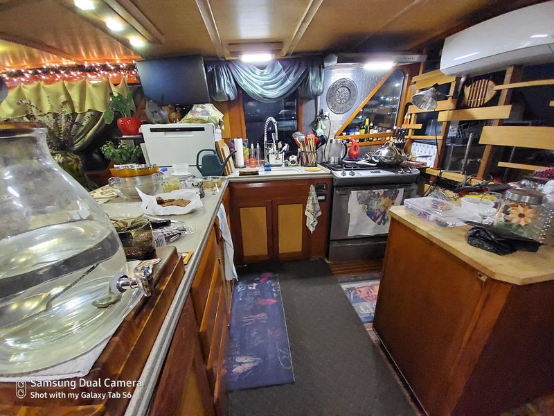 1989 DeFever 57 POC MY Custom Liveaboard