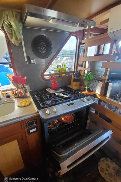 1989 DeFever 57 POC MY Custom Liveaboard