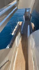 2011 Ferretti Yachts 100 