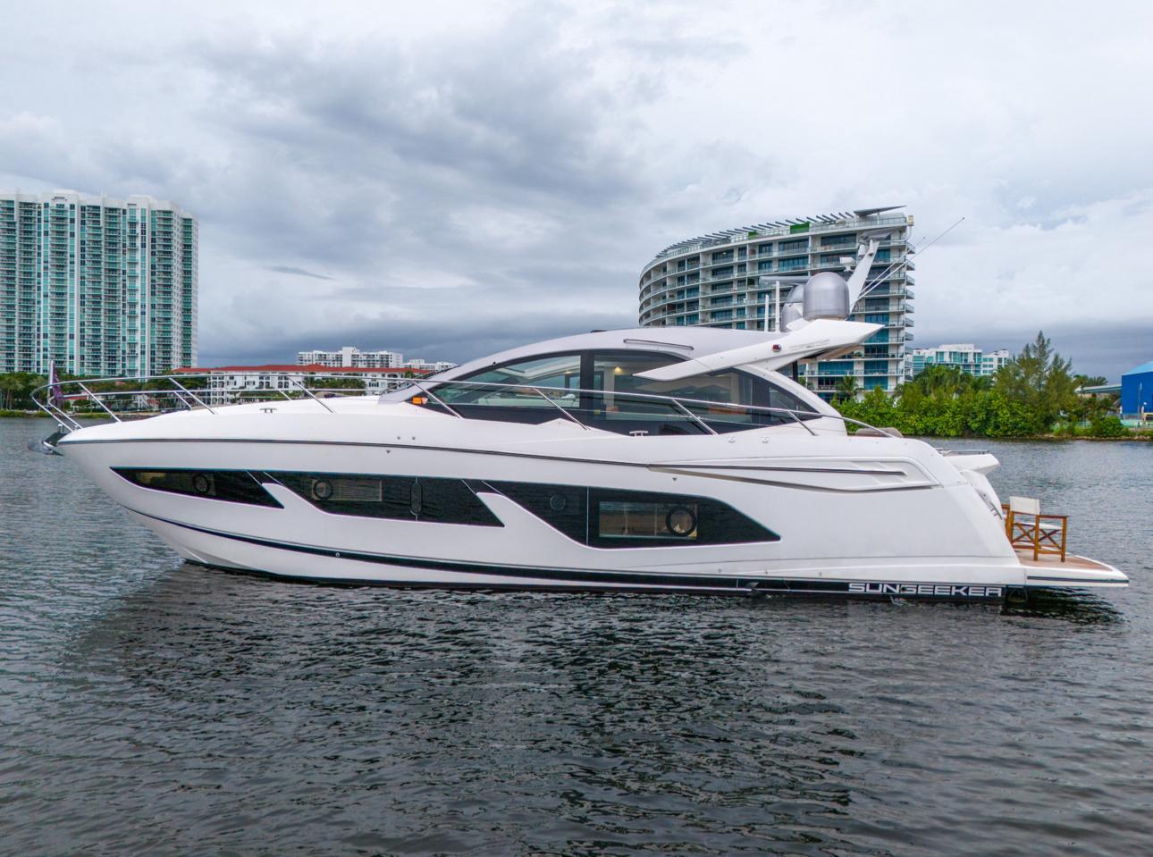 2019 Sunseeker Predator 50 Sports Cruiser for sale - YachtWorld