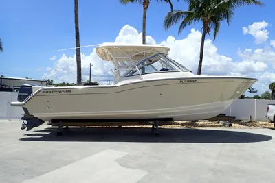 Grady-White Freedom 325