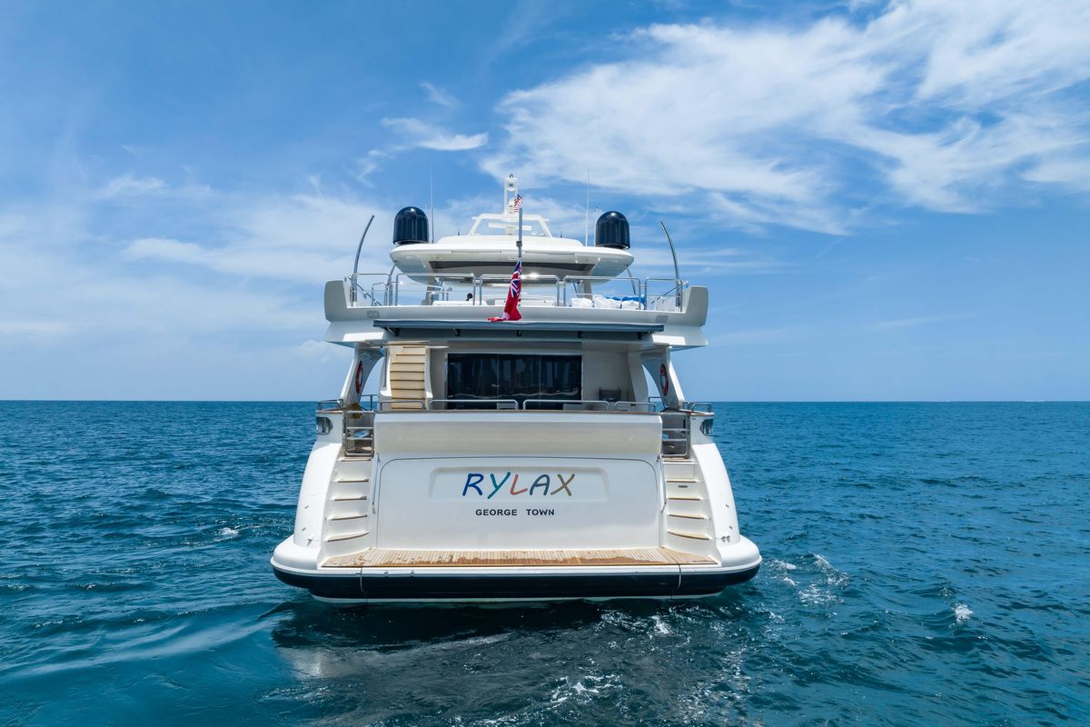 2012 Azimut 116 
