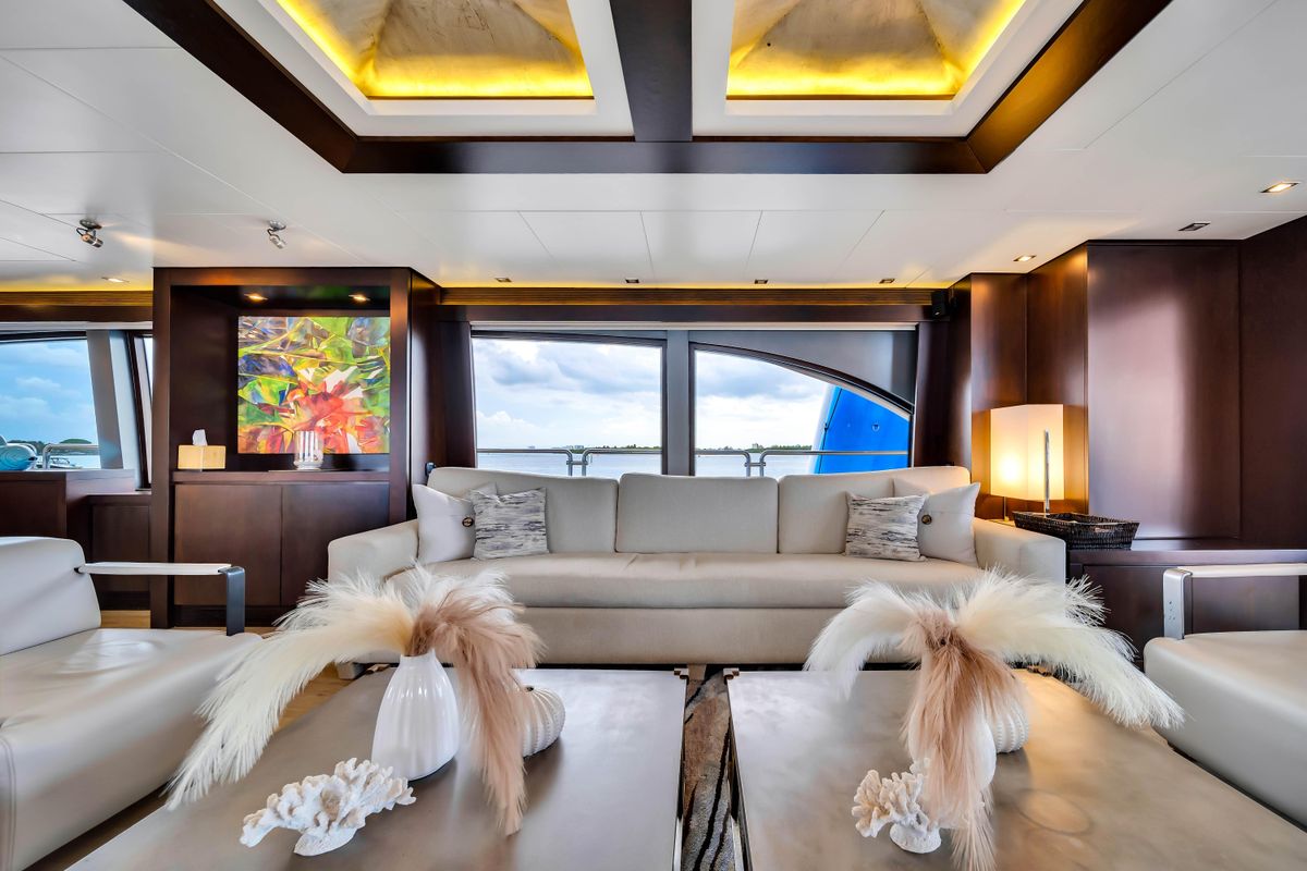 2012 Azimut 116 