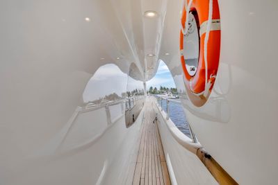 Yacht