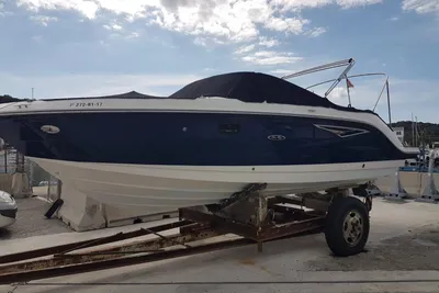 2017 Sea Ray 250 SLX