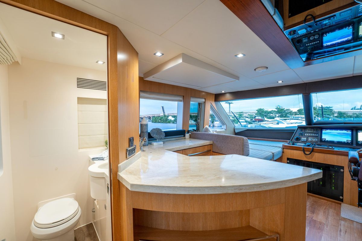 2019 Horizon 65 