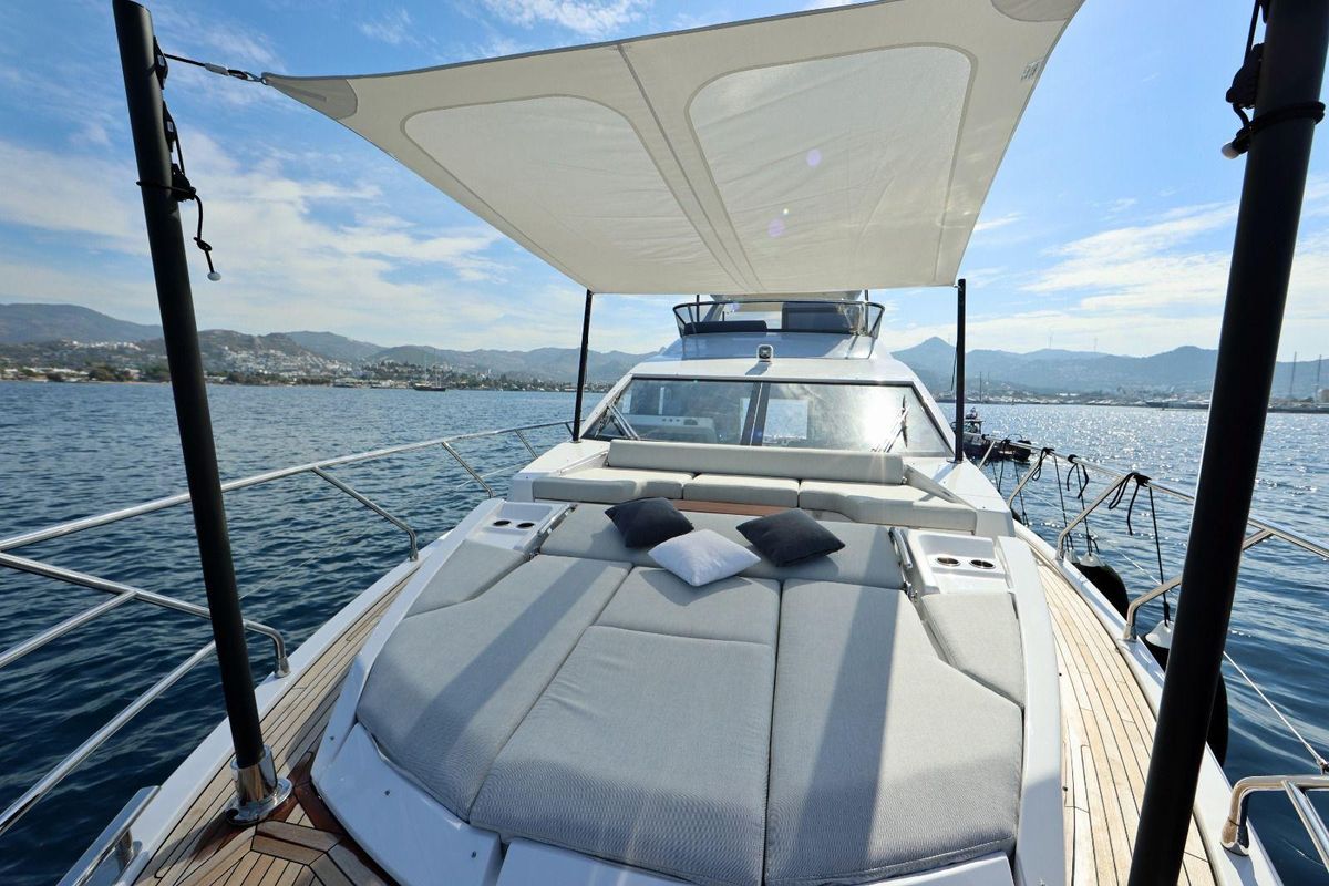 2022 Azimut 60 