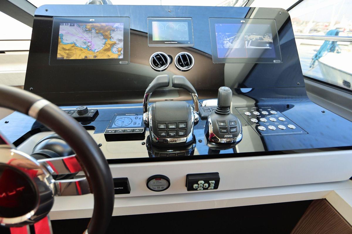 2022 Azimut 60 