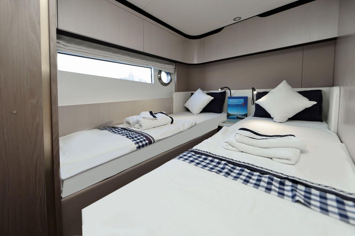 2022 Azimut 60 
