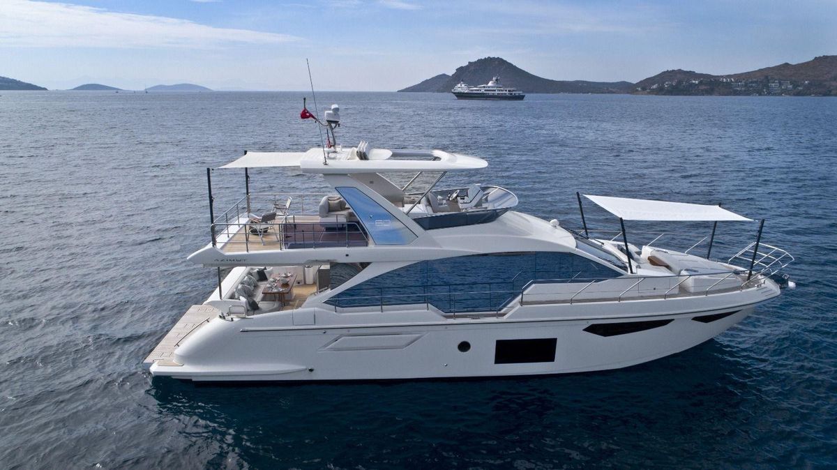 2022 Azimut 60 