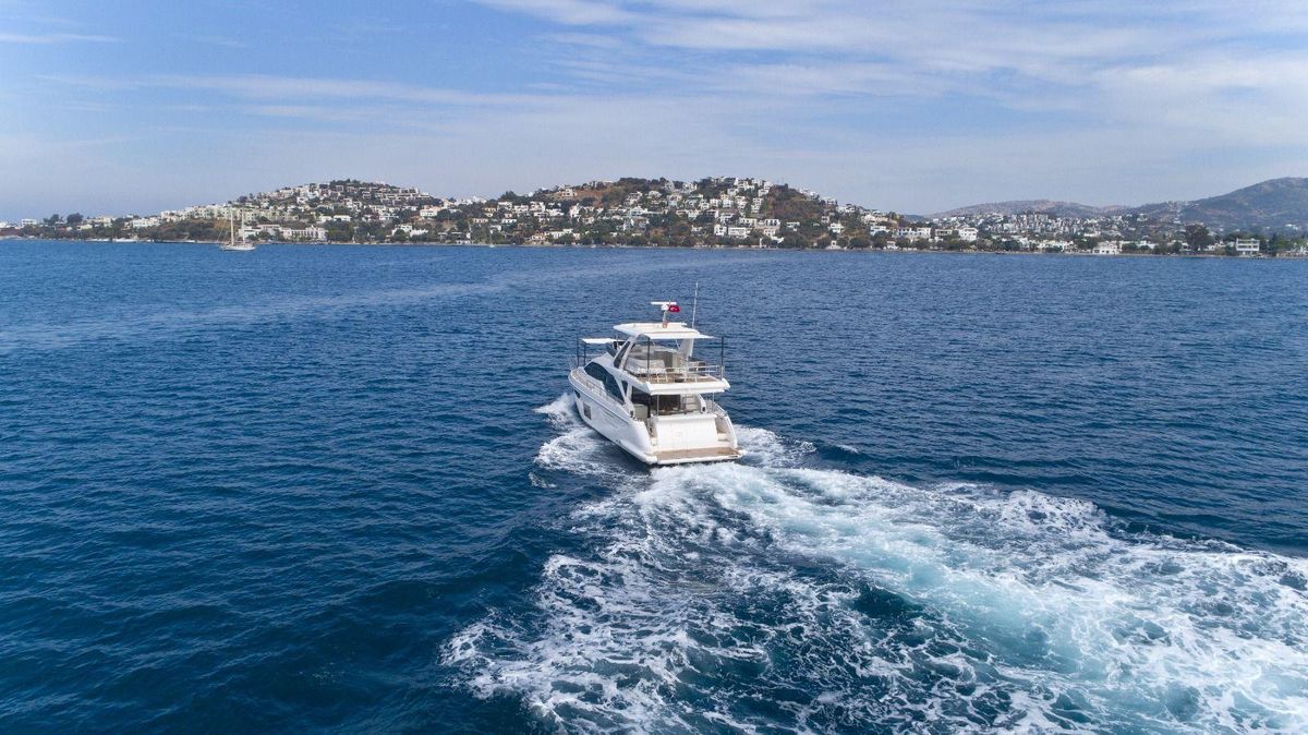 2022 Azimut 60 