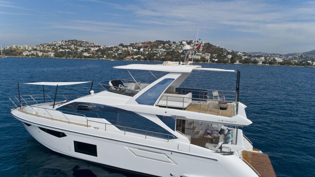 2022 Azimut 60 