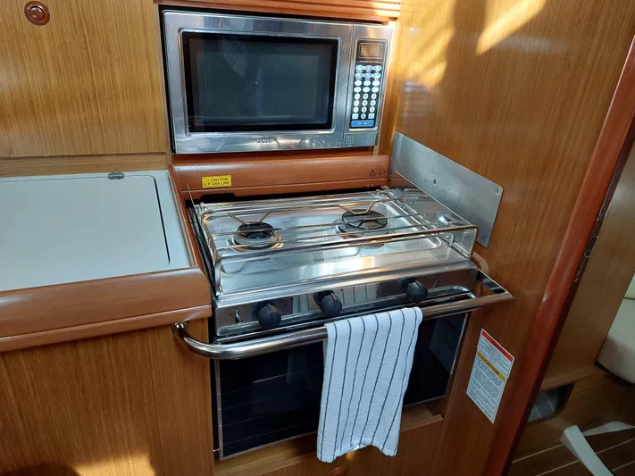 "squareone" Yacht Photos Pics 