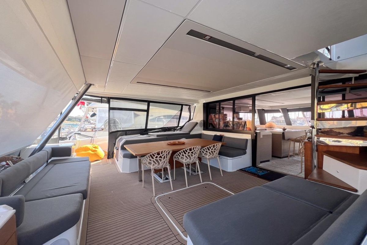 2023 Fountaine Pajot 61