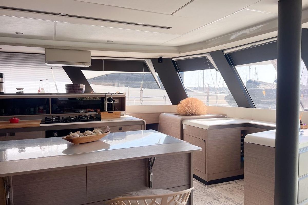 2023 Fountaine Pajot 61