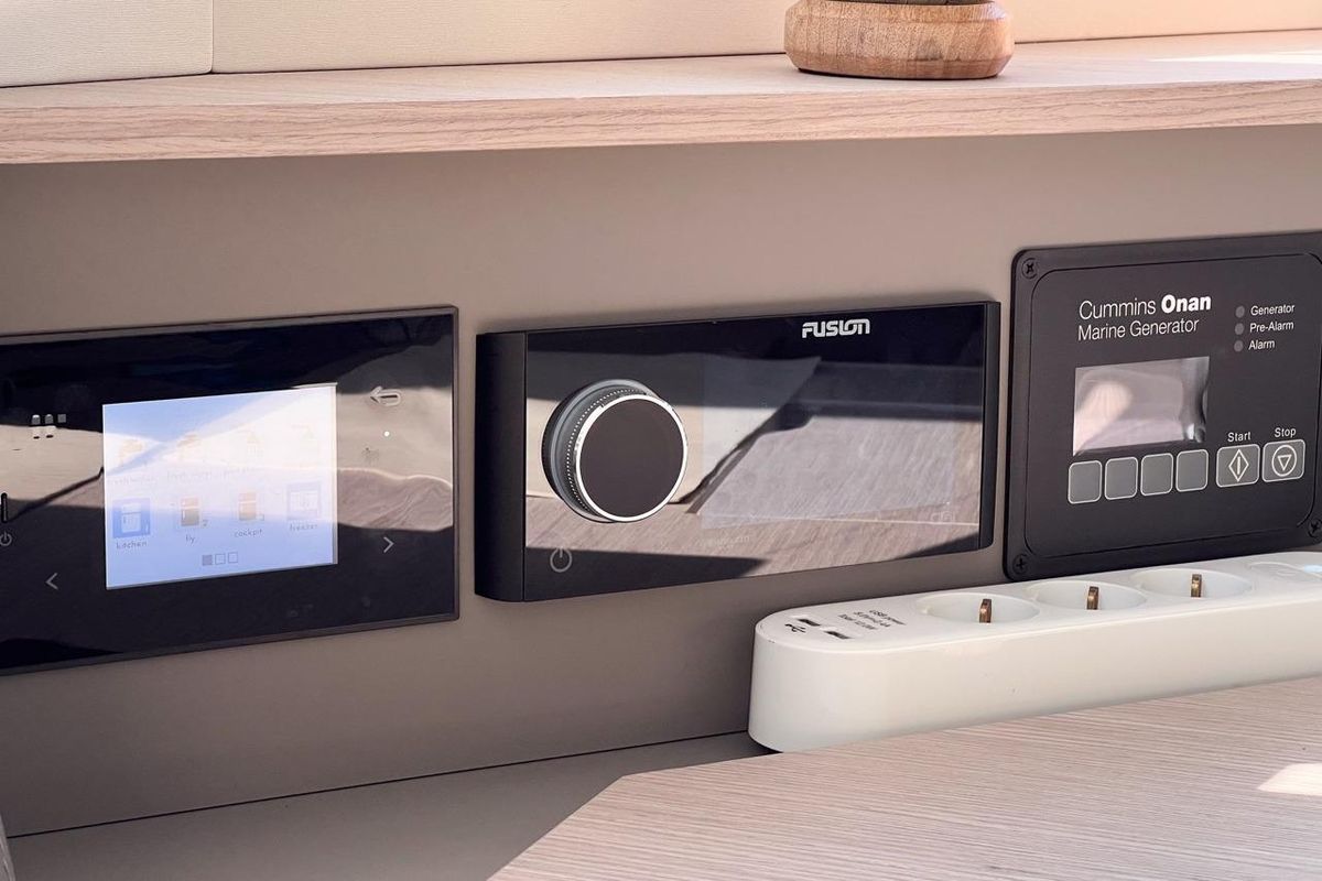 2023 Fountaine Pajot 61