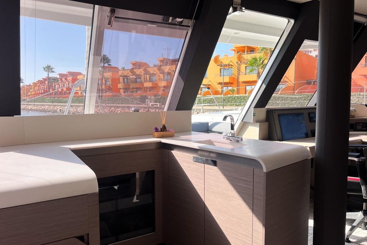 2023 Fountaine Pajot 61