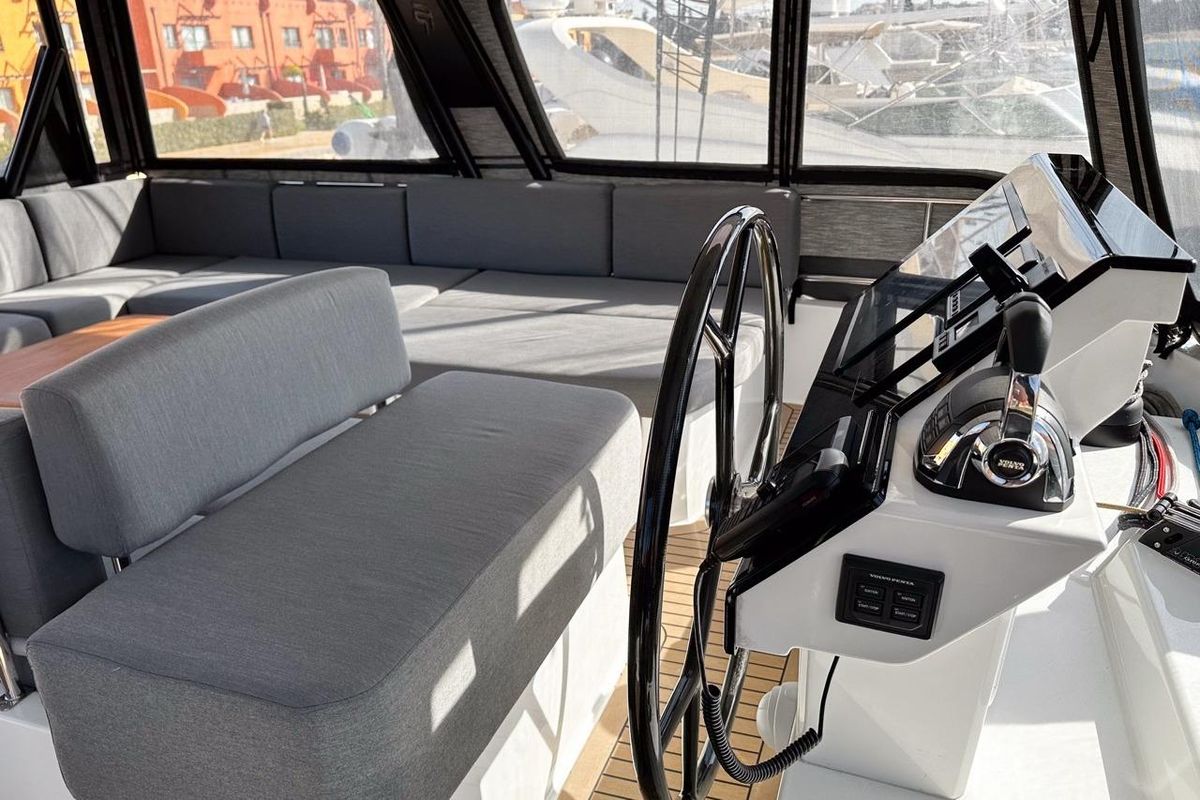 2023 Fountaine Pajot 61