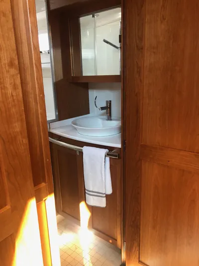 Apricity Yacht Photos Pics 