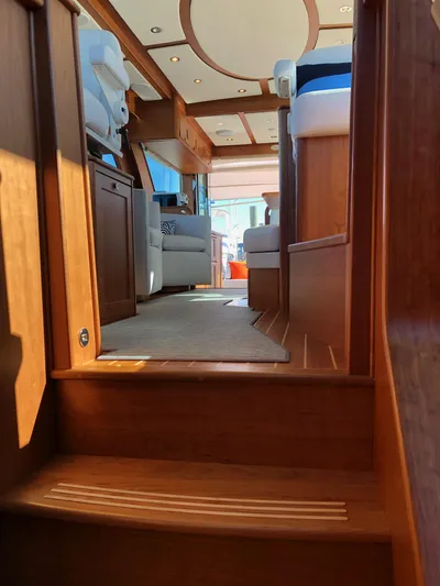 Apricity Yacht Photos Pics 