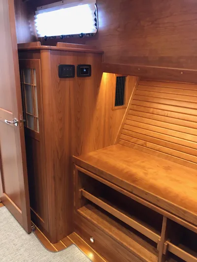 Apricity Yacht Photos Pics 