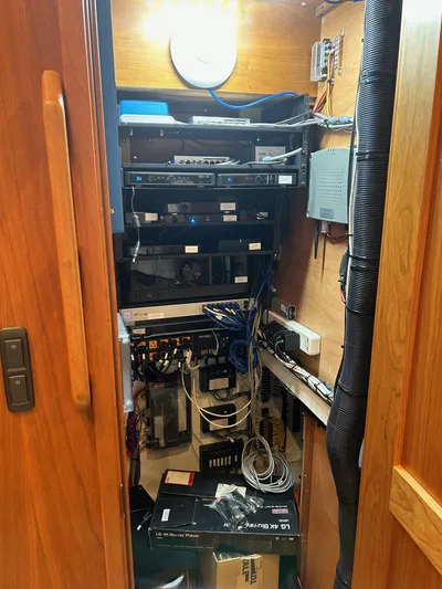 Apricity Yacht Photos Pics 