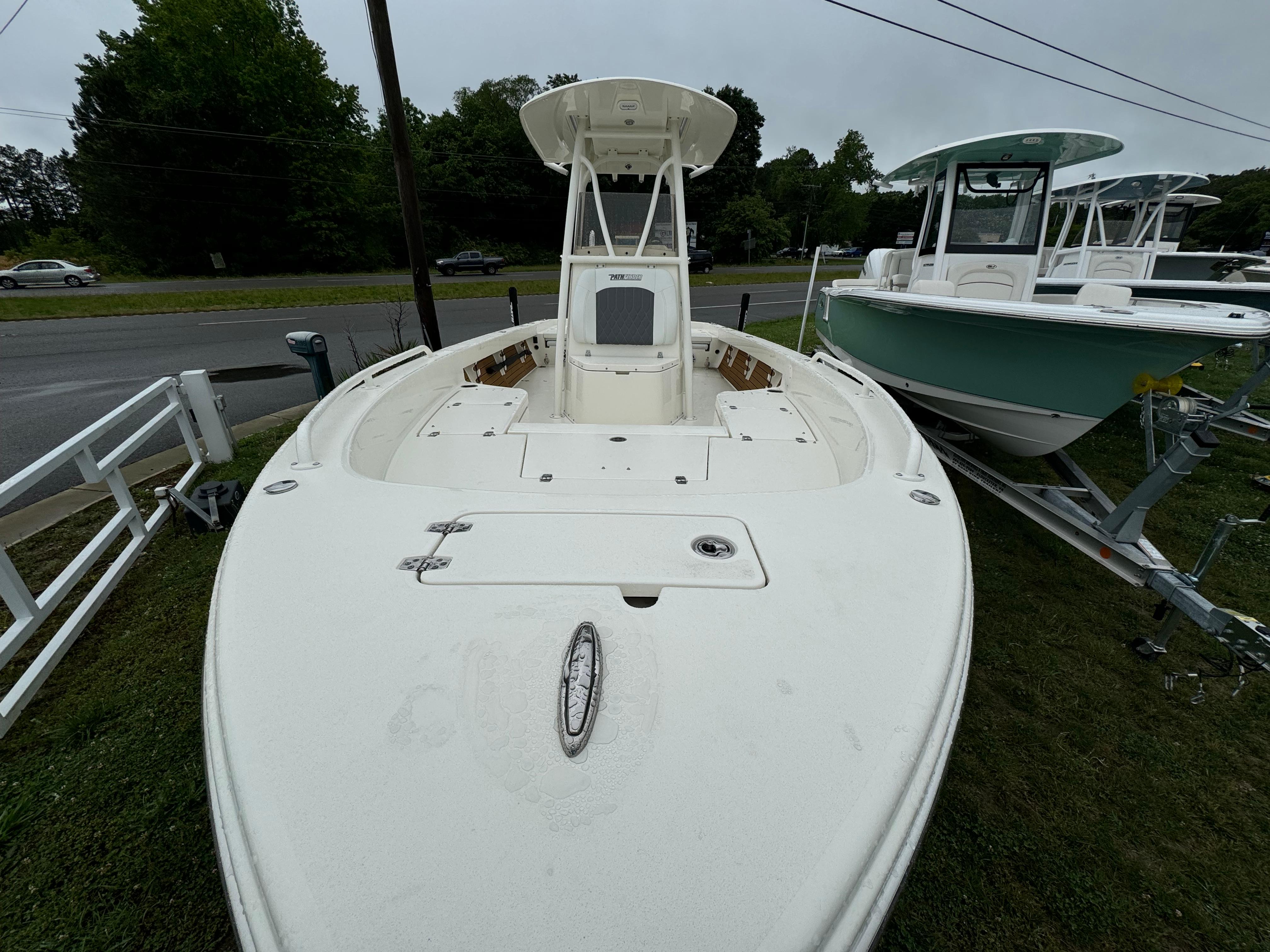 2024 Pathfinder 2600 TRS Center Console for sale YachtWorld