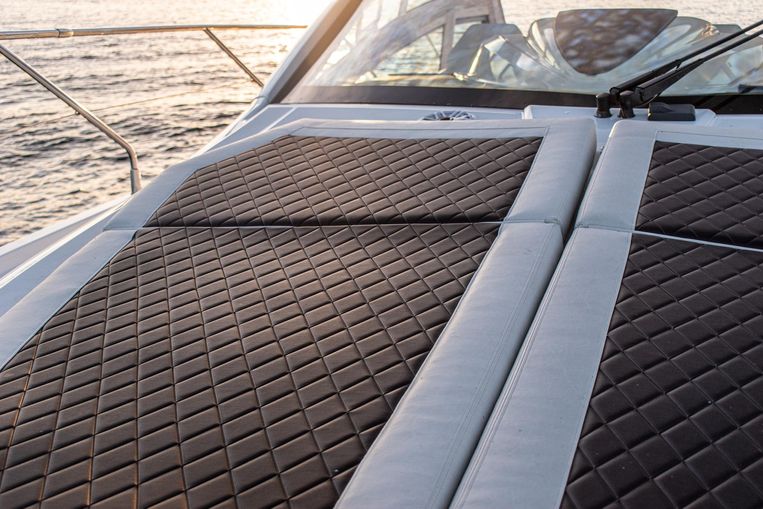 2018-40-beneteau-gran-turismo-40