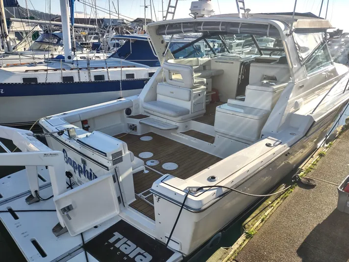 Sapphire Yacht Photos Pics 