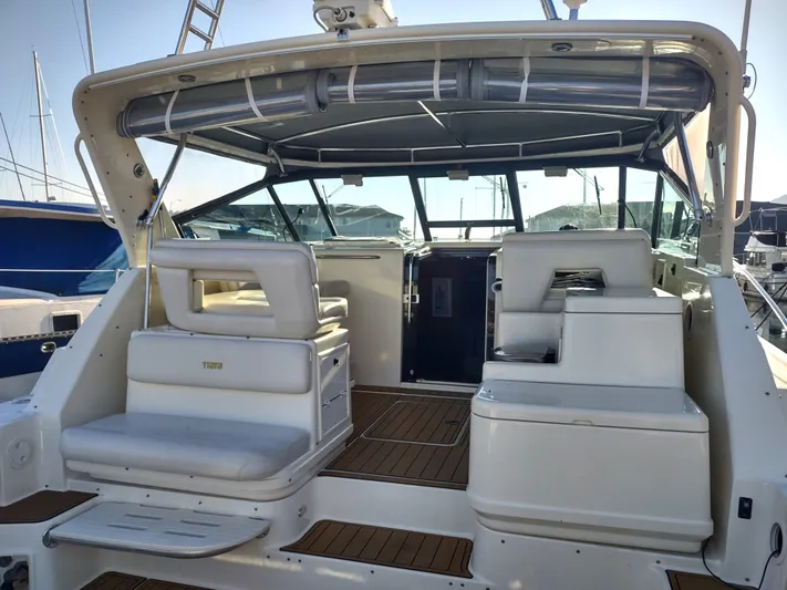 Sapphire Yacht Photos Pics 