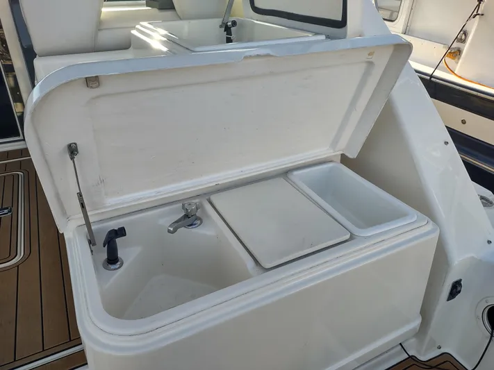 Sapphire Yacht Photos Pics 