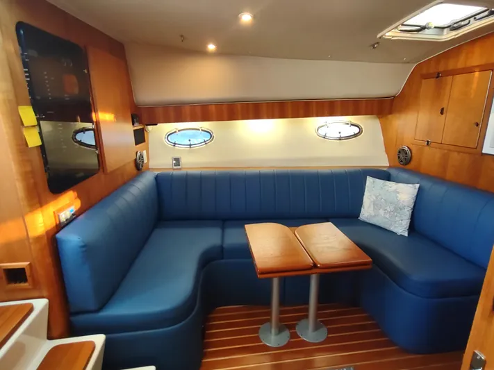 Sapphire Yacht Photos Pics 