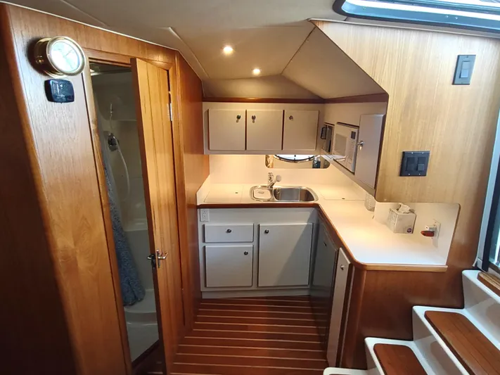 Sapphire Yacht Photos Pics 